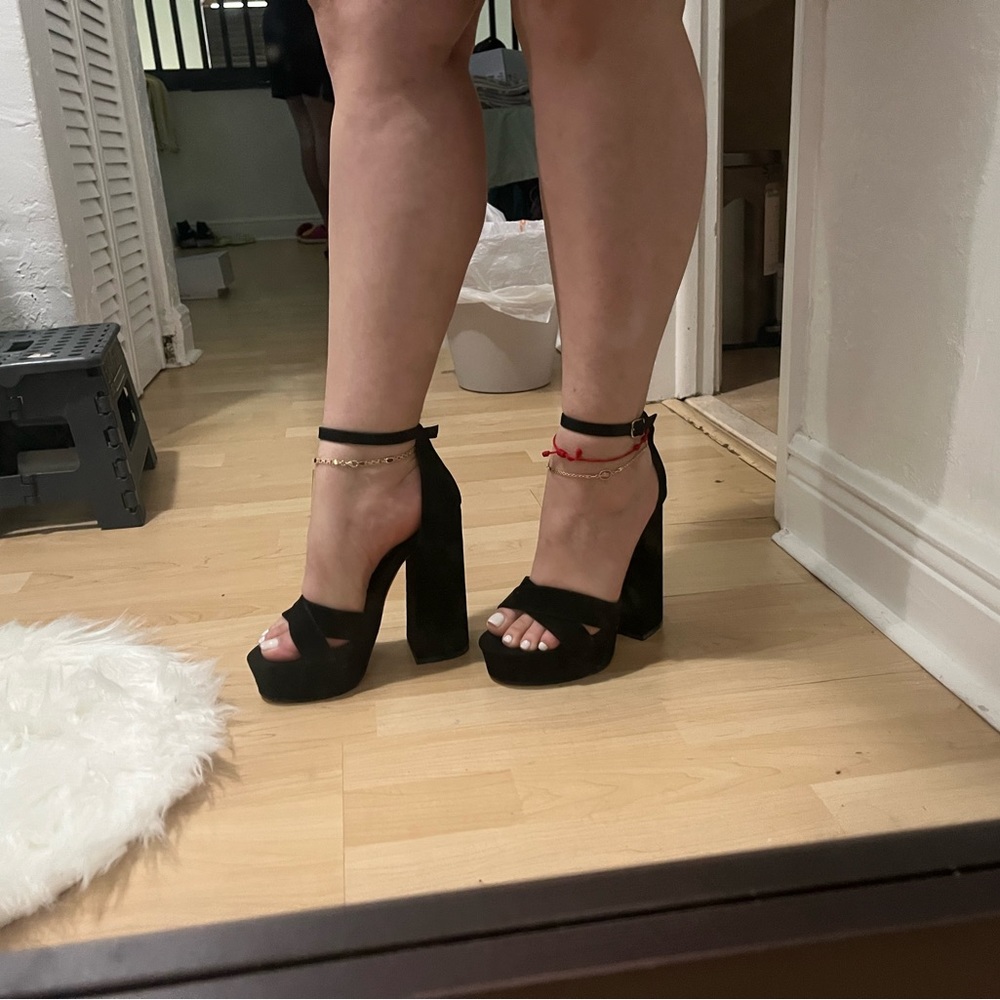 Steve Madden Lola Heels size 7